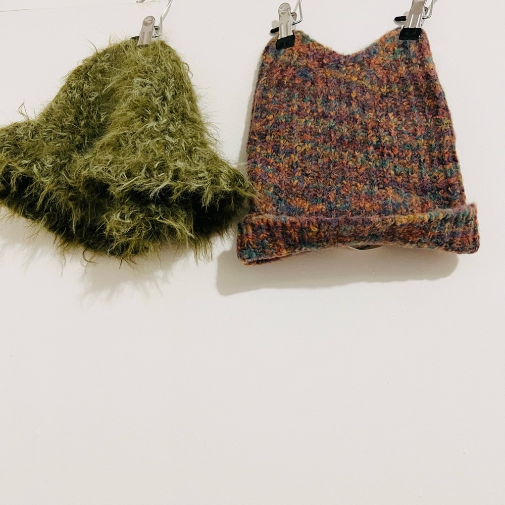 Women’s Fuzzy Olive Green and Pink Mixed Bucket Hat Set - Soft Winter Accessory - Picture 2 of 4